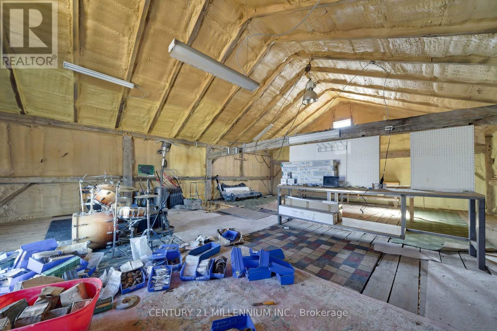 774 CHARLESTON SIDEROAD Image 36