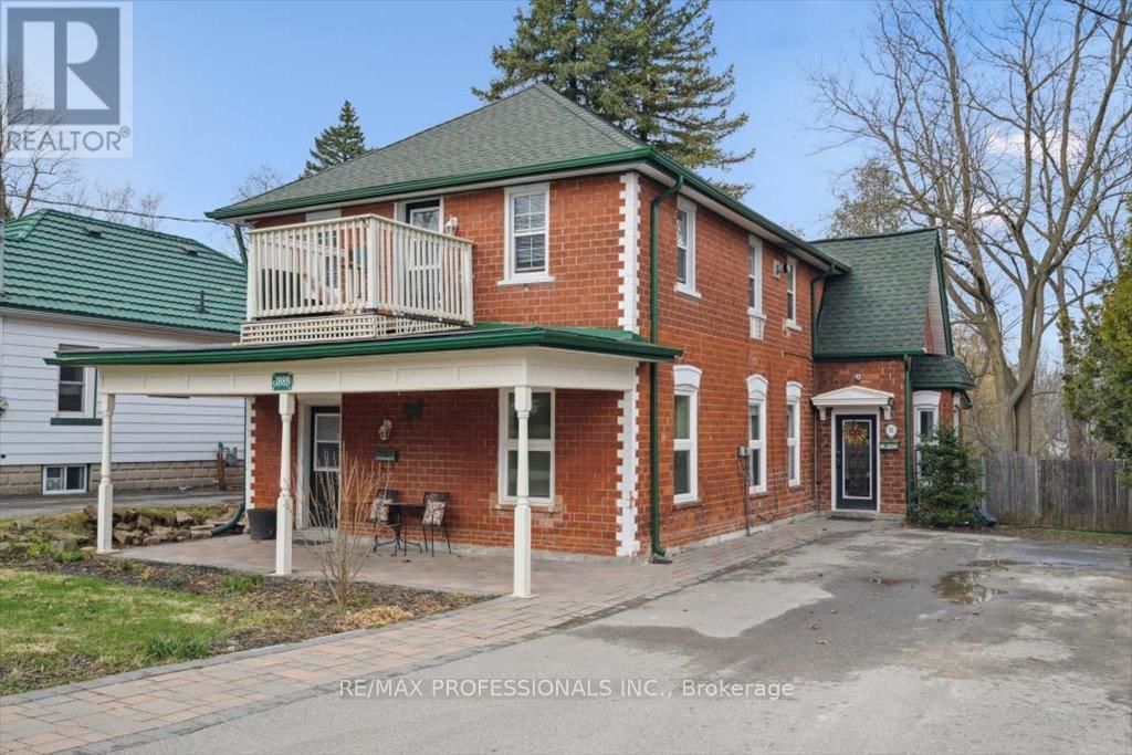 31 BROCK STREET Image 1