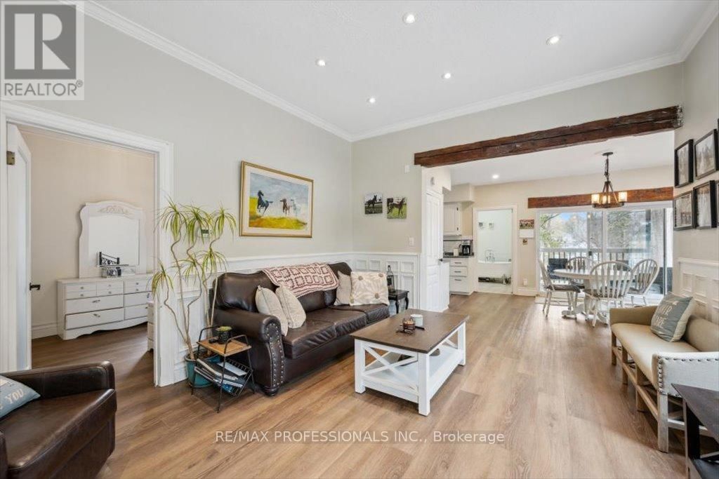 31 BROCK STREET Image 10