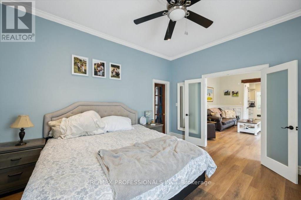 31 BROCK STREET Image 18