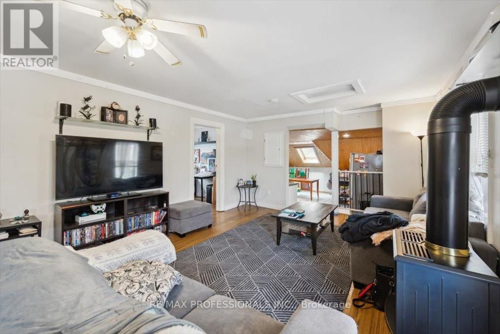31 BROCK STREET Image 29