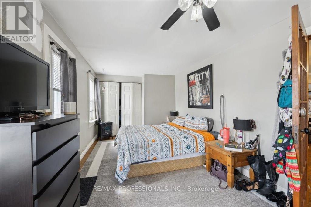 31 BROCK STREET Image 37