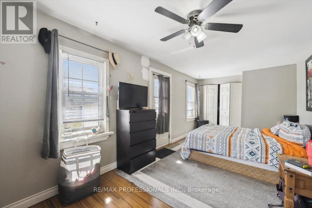 31 BROCK STREET Image 38