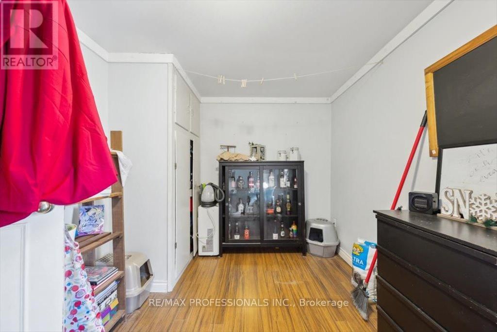 31 BROCK STREET Image 42