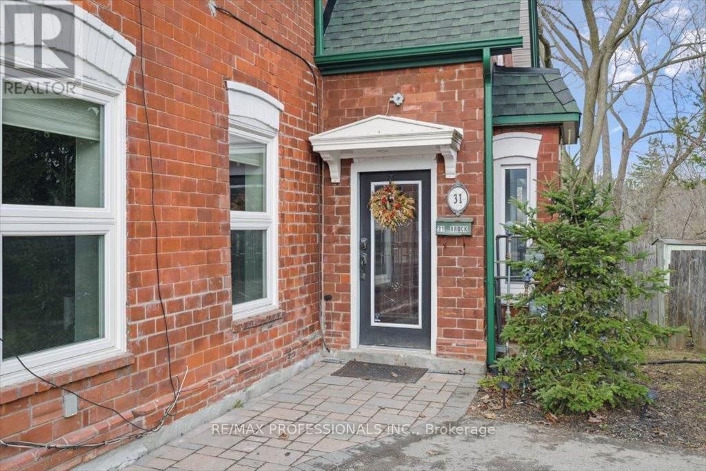 31 BROCK STREET Image 5
