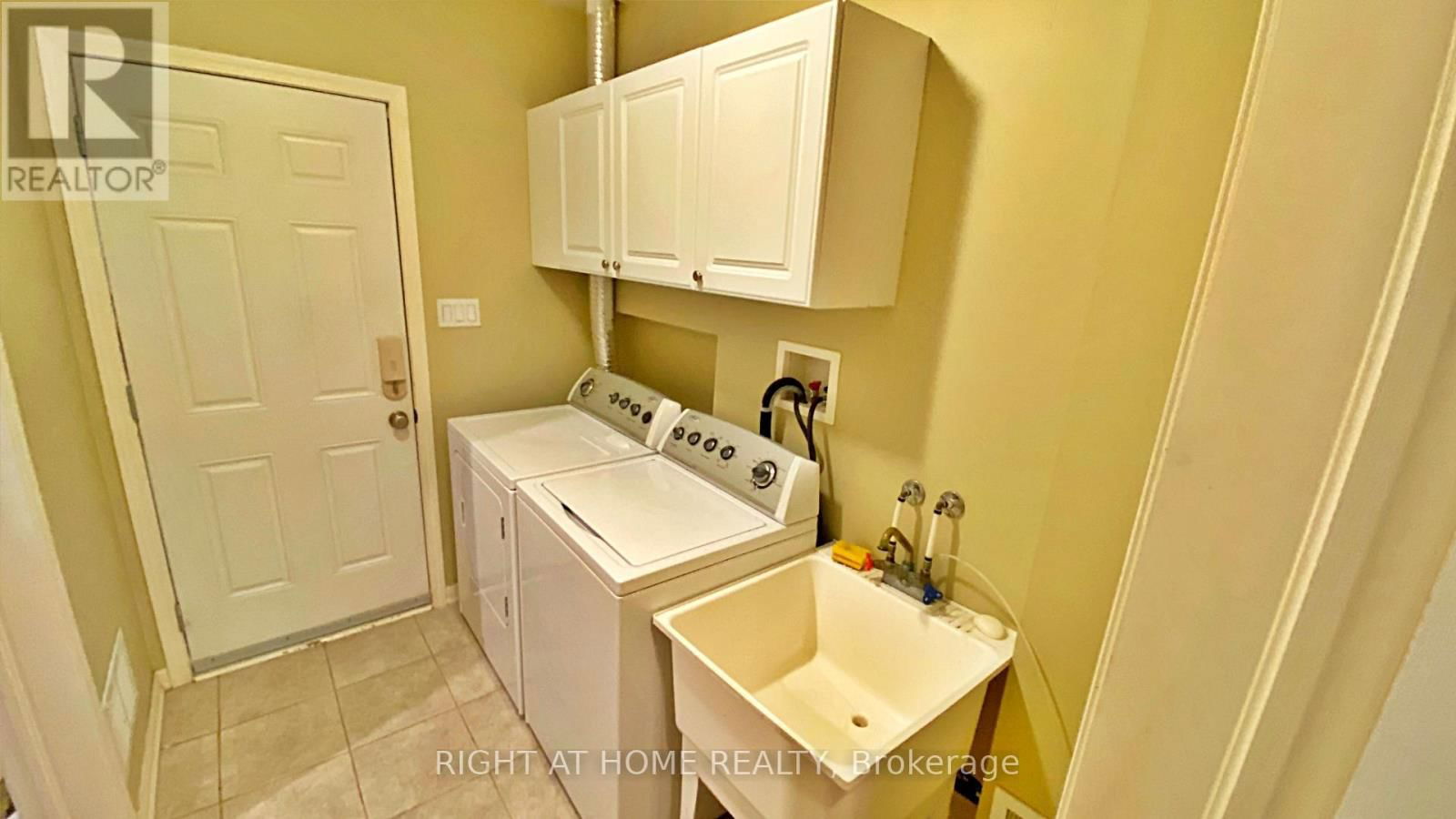 664 HOLLY AVENUE Image 23