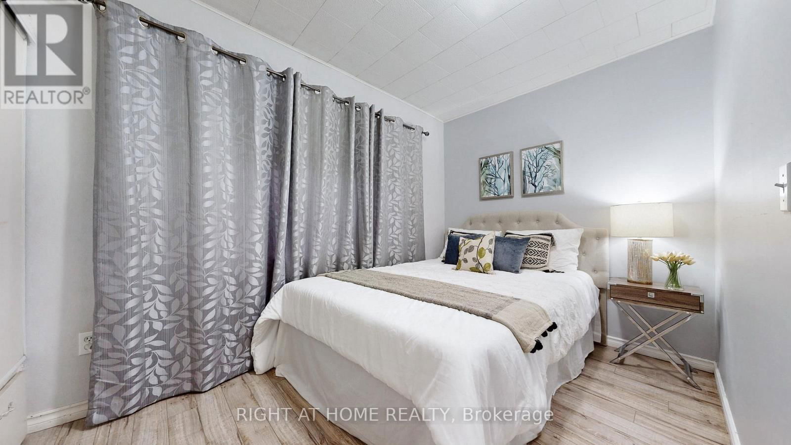 33 MORLAND ROAD Image 11