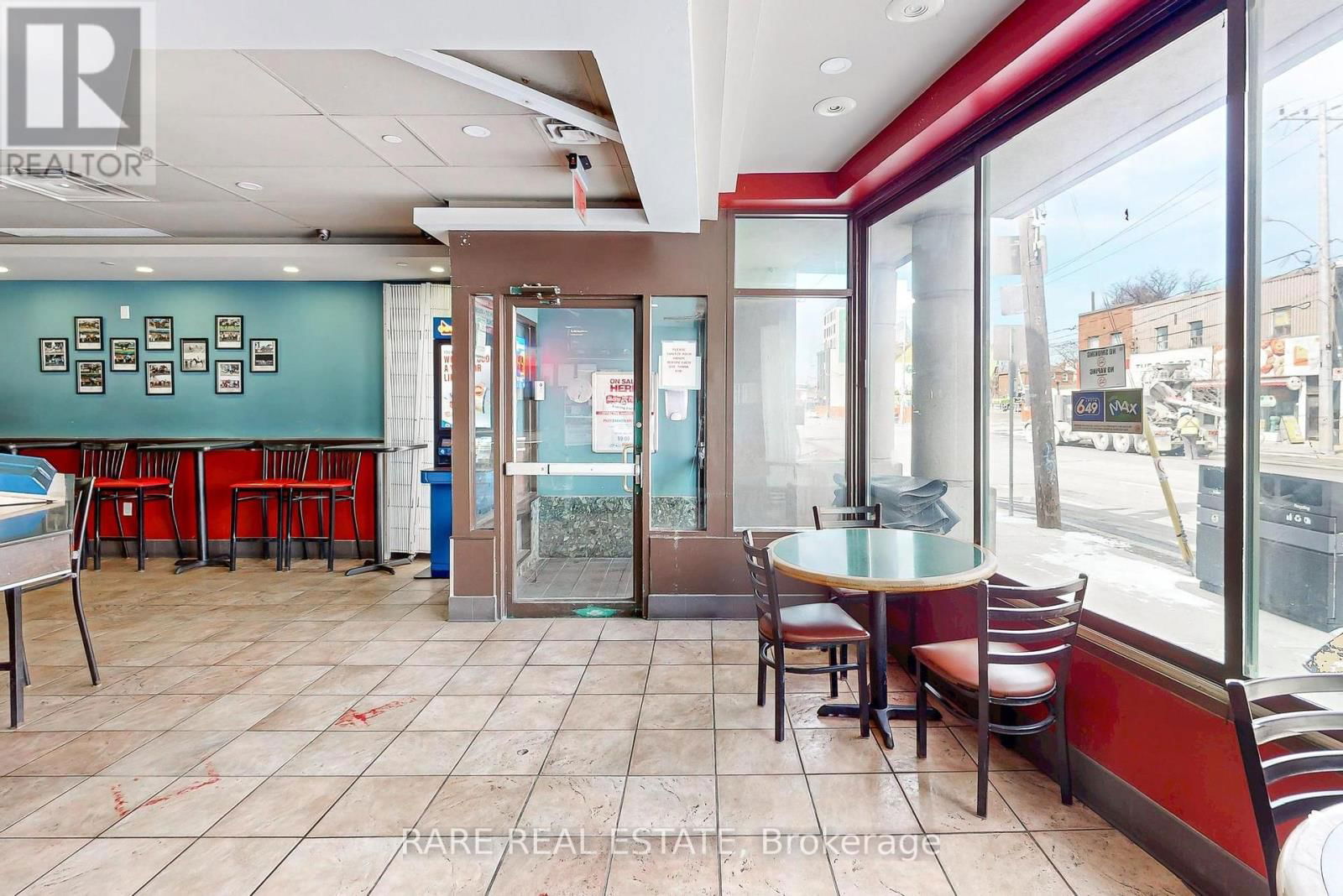 1861 EGLINTON AVENUE WEST Image 3