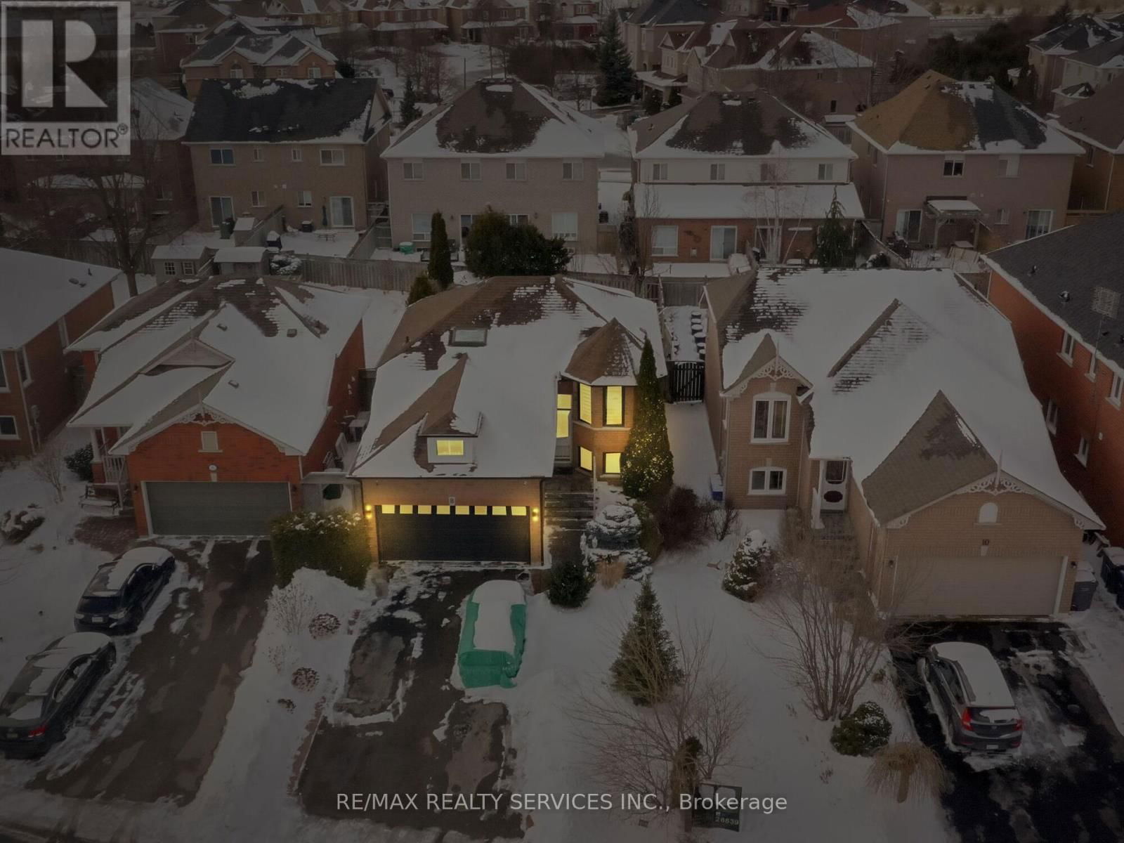 8 BRADWICK COURT Image 2