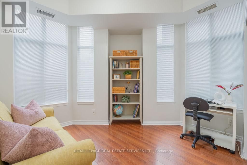 104 - 320 CITY CENTRE DRIVE Image 18