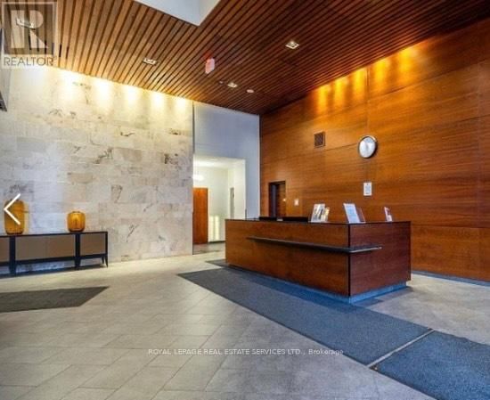 104 - 320 CITY CENTRE DRIVE Image 27