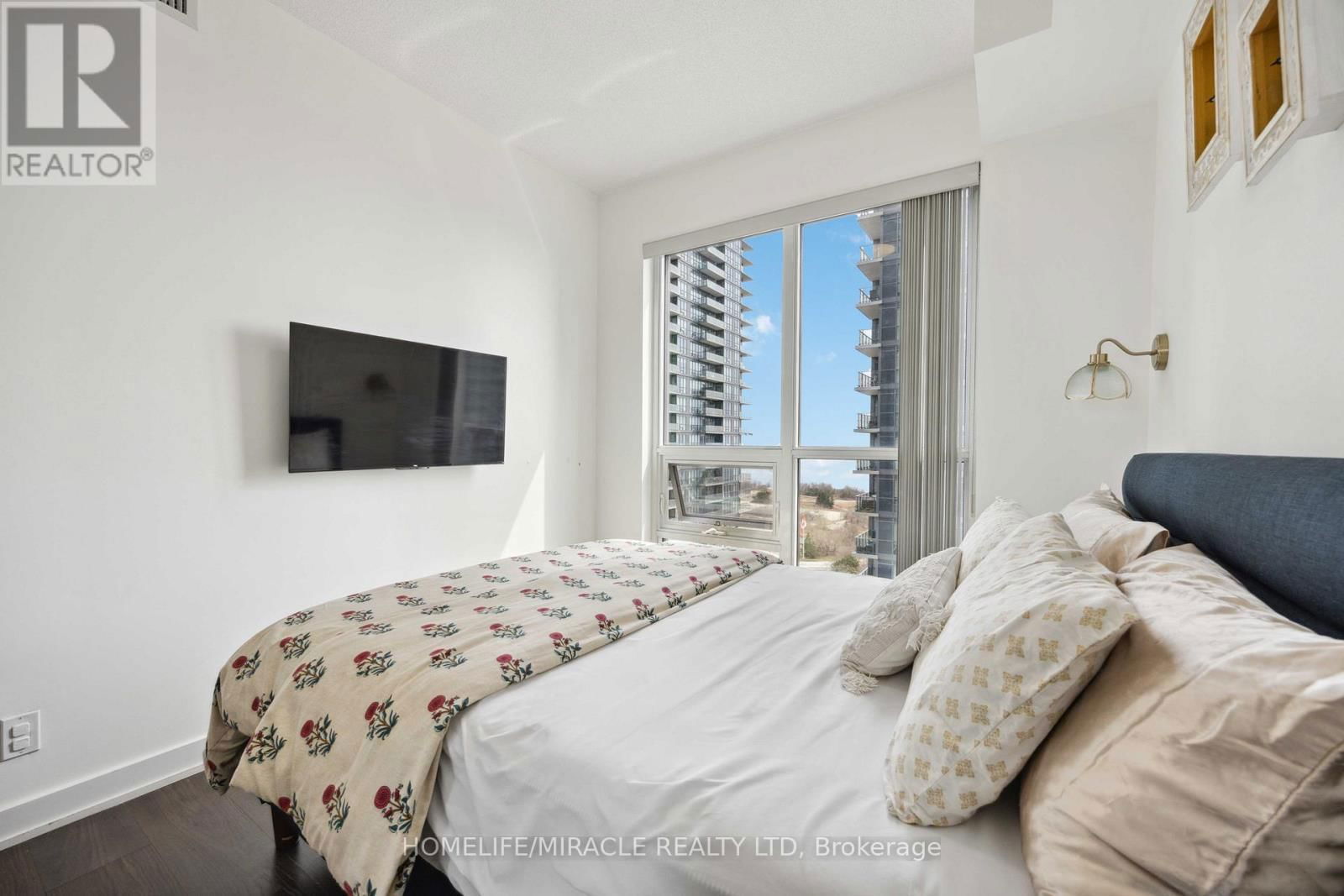 2207 - 2220 LAKE SHORE BOULEVARD WEST Image 21