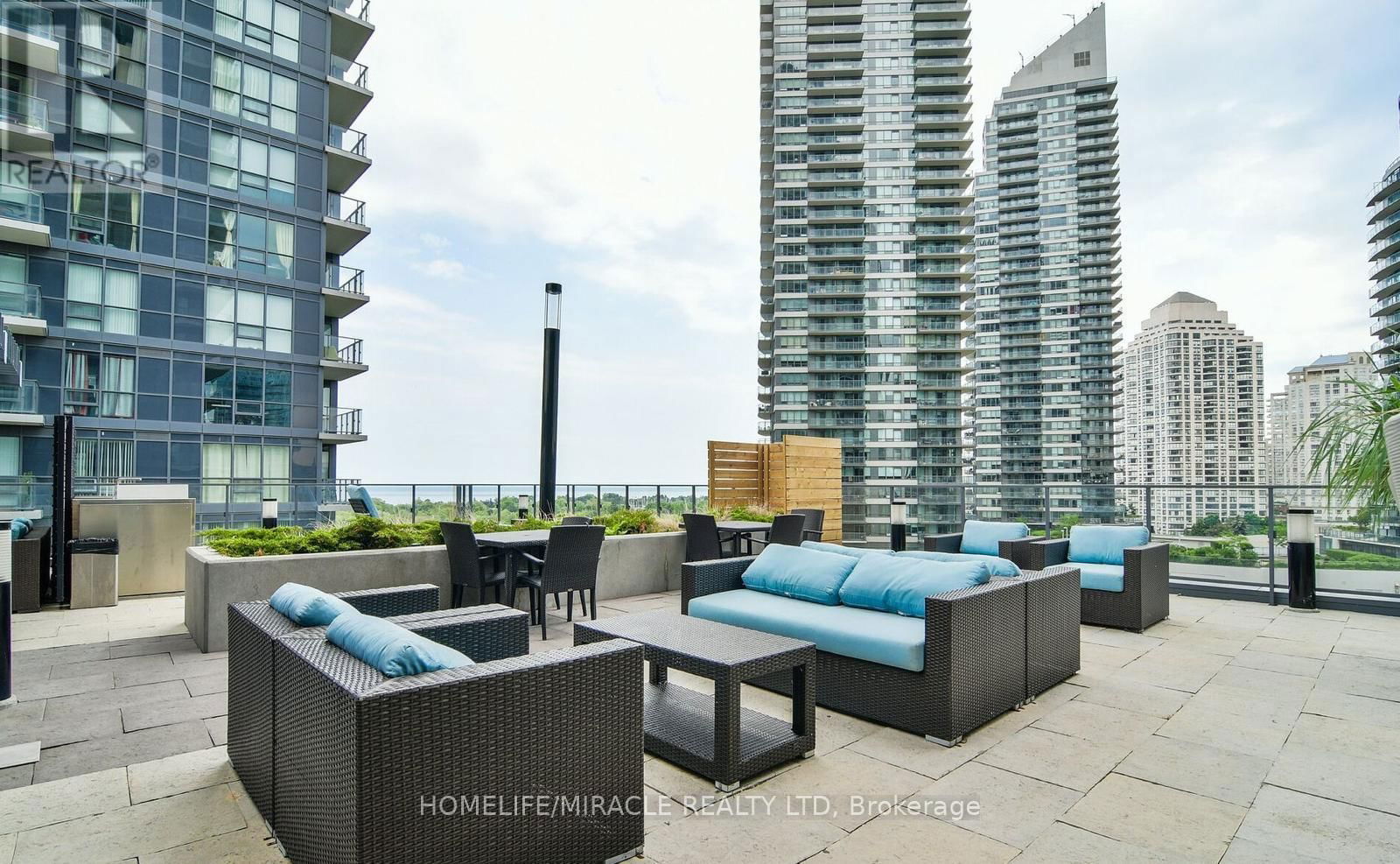 2207 - 2220 LAKE SHORE BOULEVARD WEST Image 27