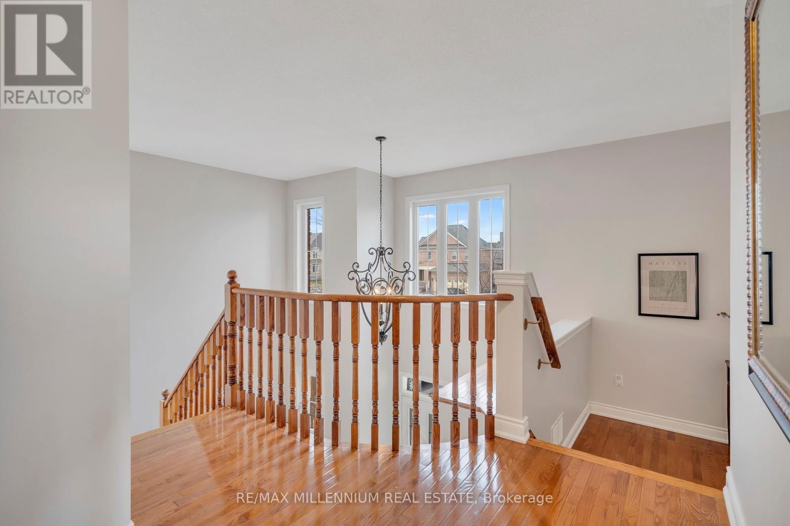 13 BELLEVILLE DRIVE Image 30
