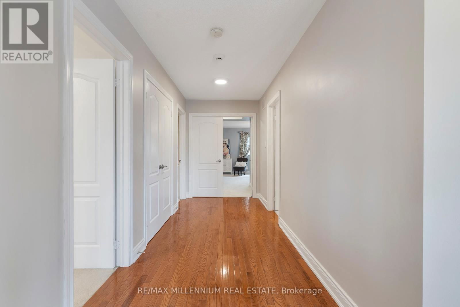 13 BELLEVILLE DRIVE Image 31