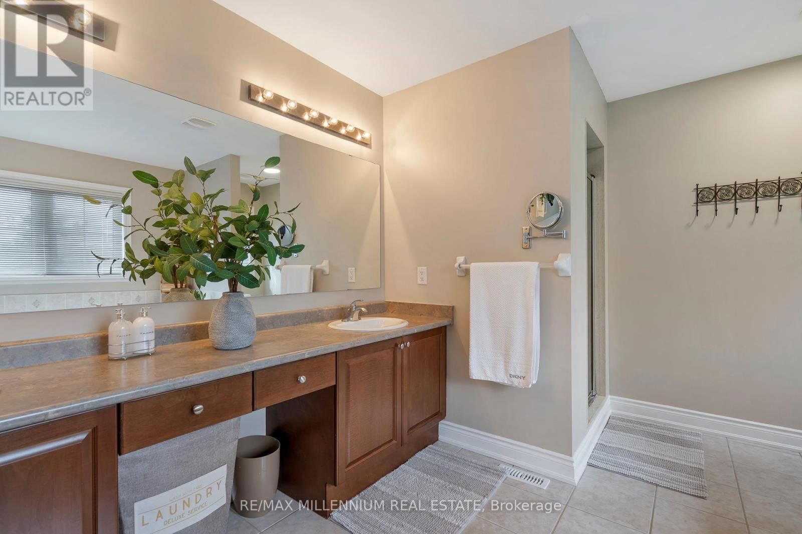 13 BELLEVILLE DRIVE Image 35