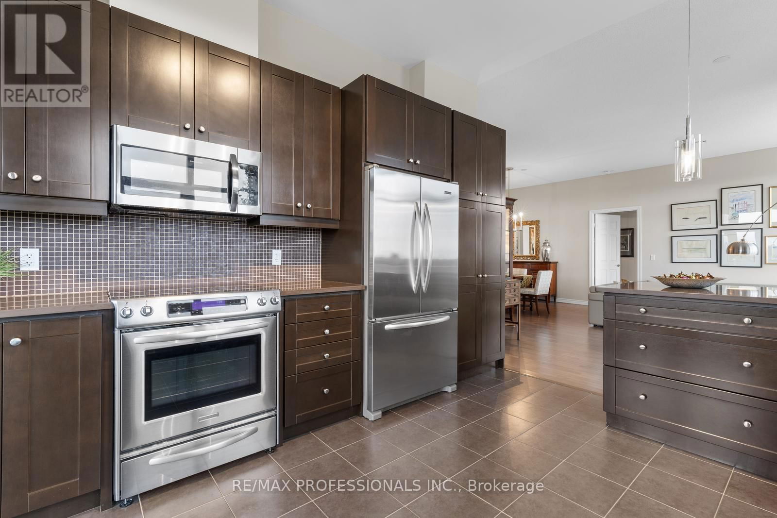 1203 - 1135 ROYAL YORK ROAD Image 3