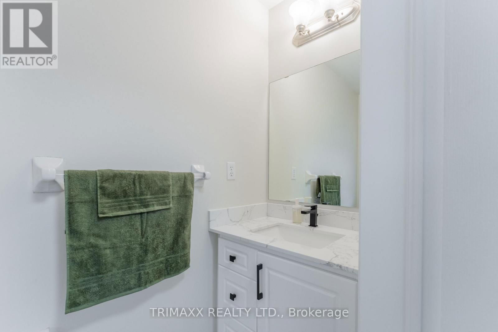 290 - 7360 ZINNIA PLACE Image 21