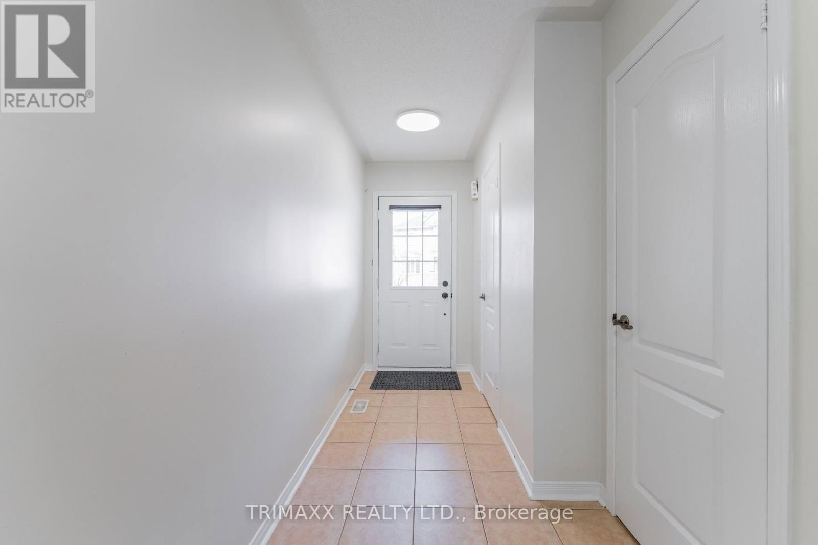 290 - 7360 ZINNIA PLACE Image 24