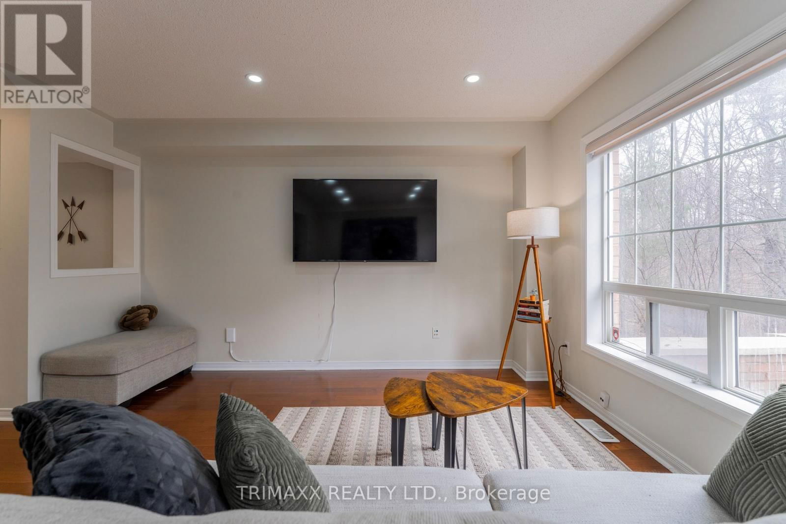 290 - 7360 ZINNIA PLACE Image 31