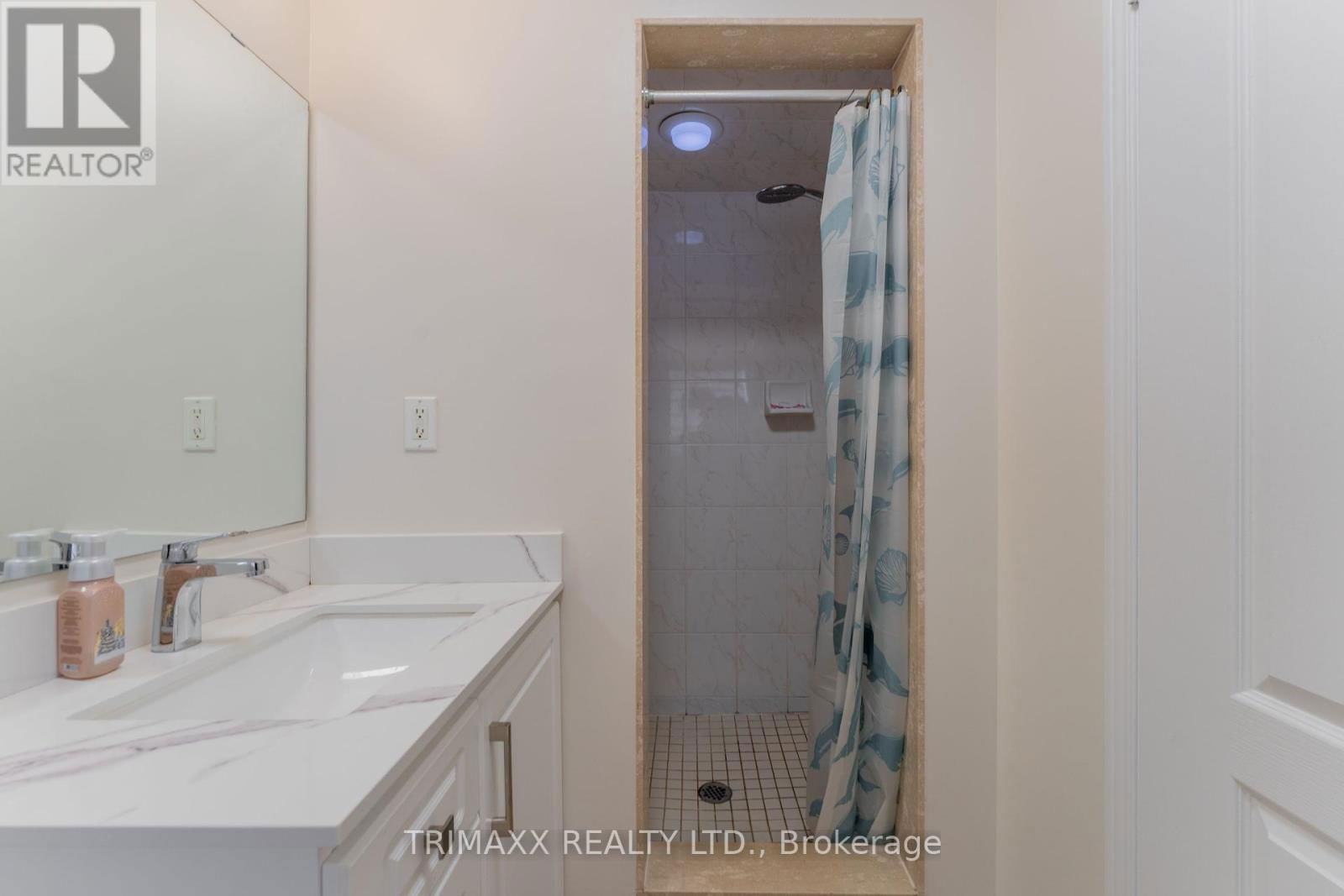 290 - 7360 ZINNIA PLACE Image 43