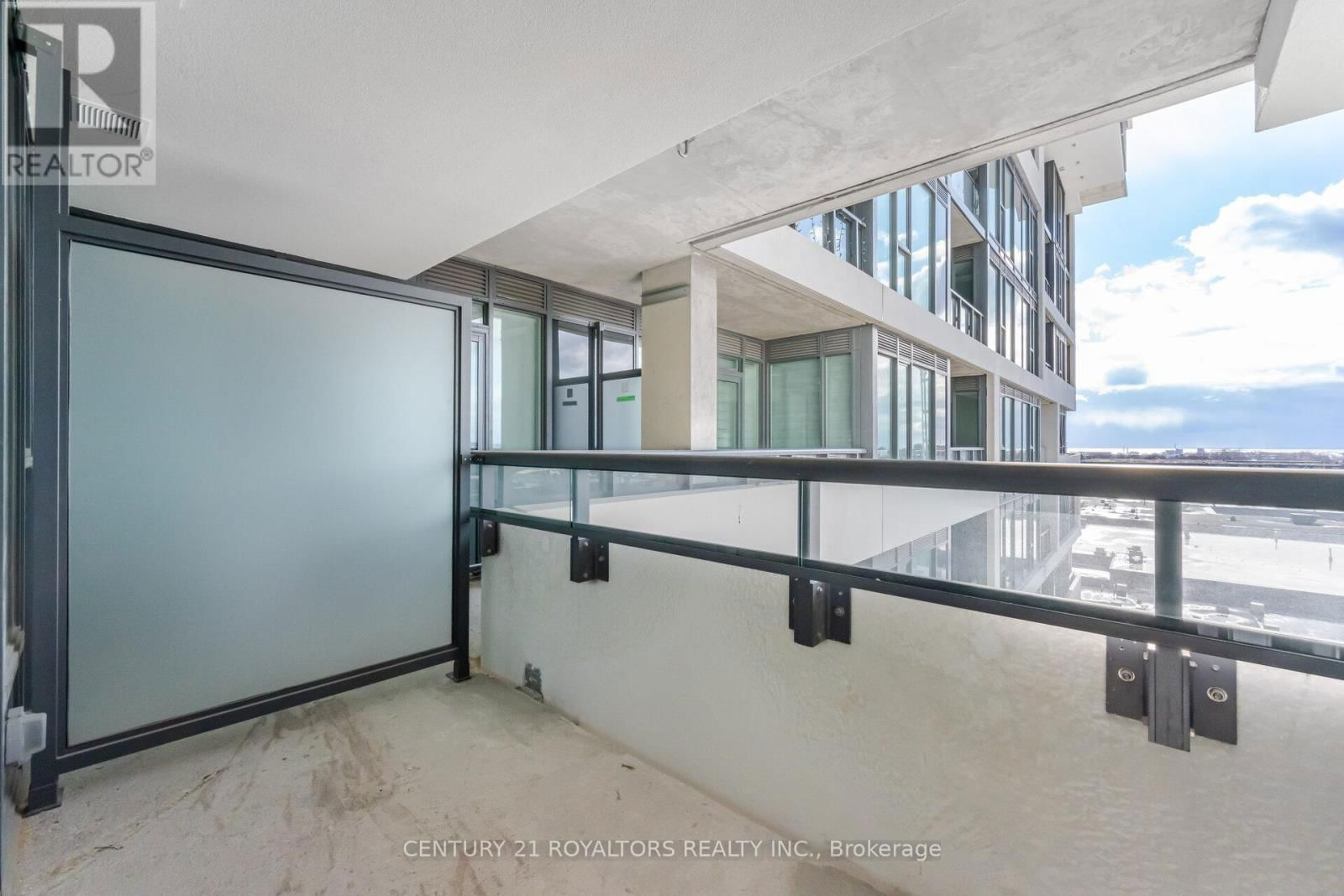 509 - 859 THE QUEENSWAY Image 38