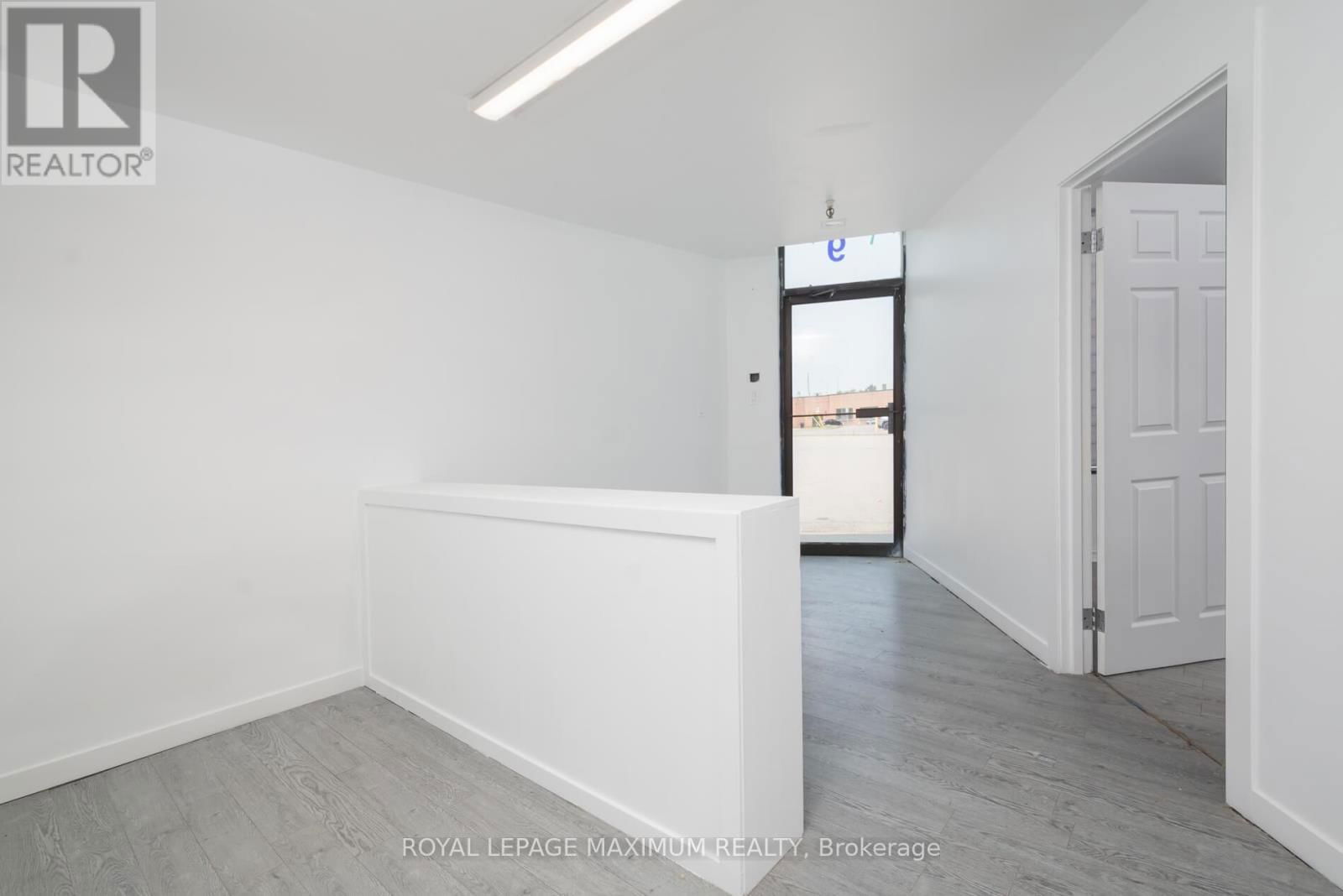 9 - 44 GOODMARK PLACE Image 2