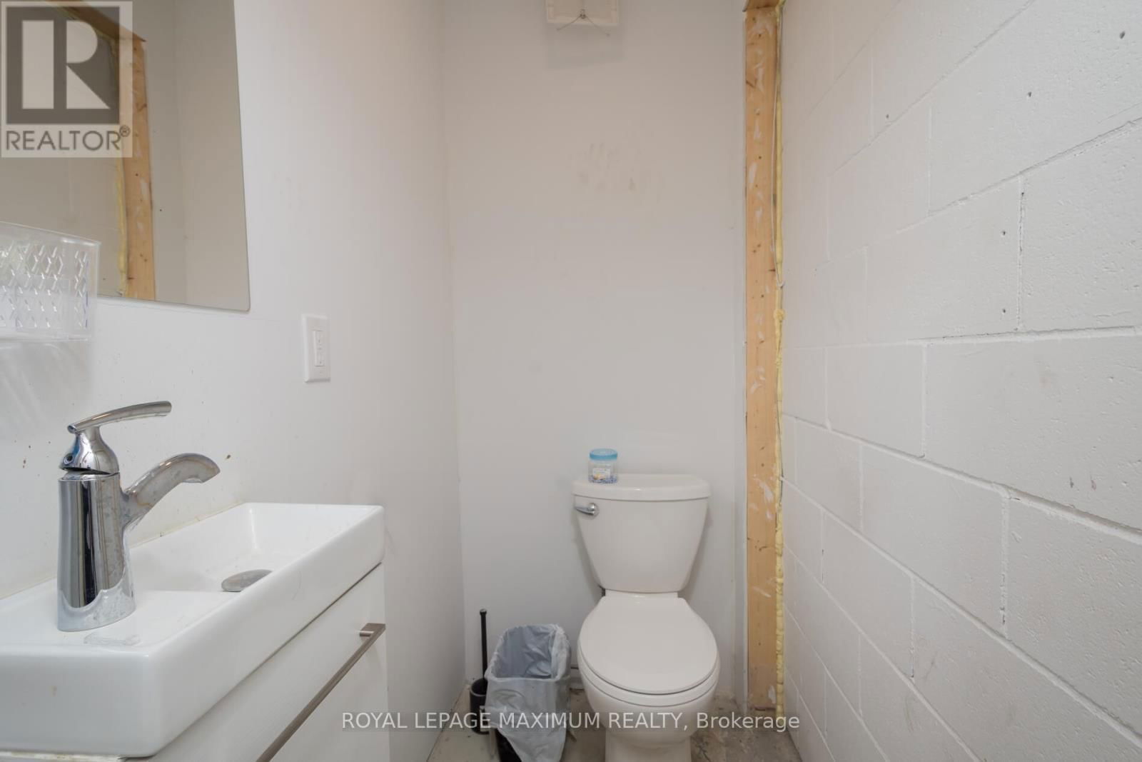 9 - 44 GOODMARK PLACE Image 9