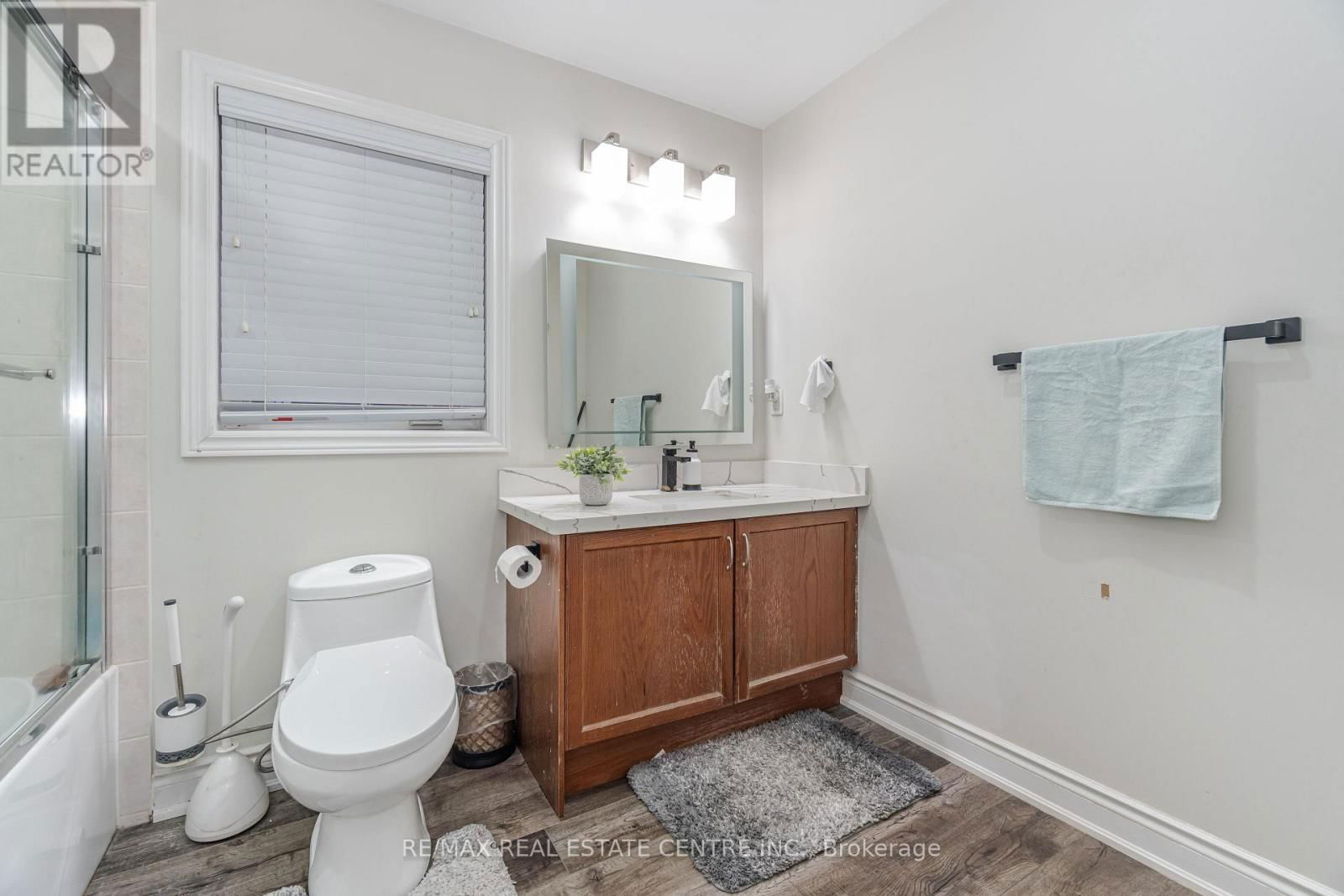 112 CONNOLLY CRESCENT Image 31
