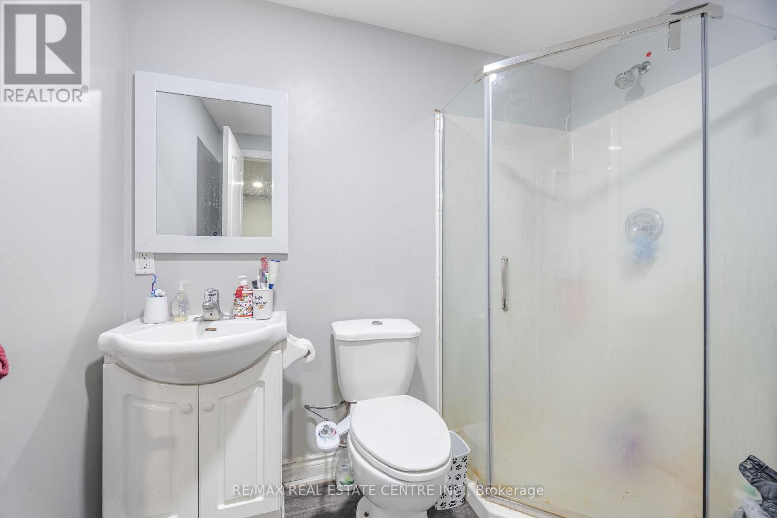 112 CONNOLLY CRESCENT Image 40