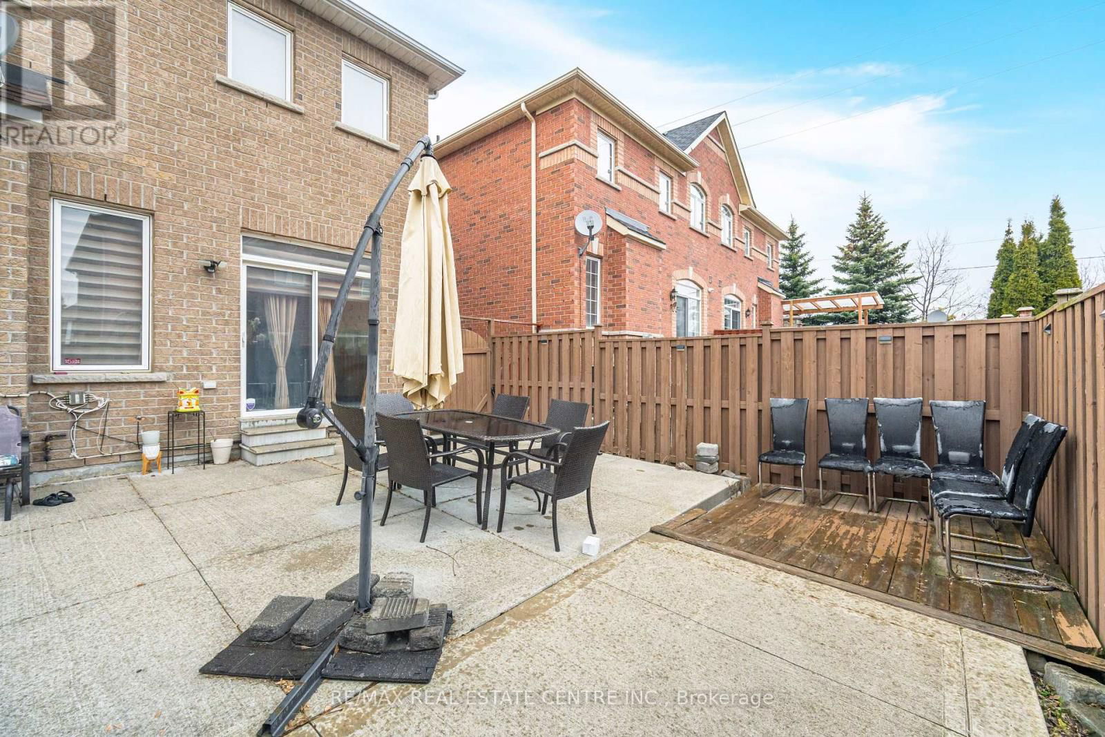 112 CONNOLLY CRESCENT Image 46