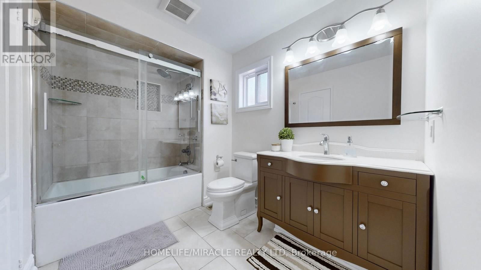 6438 HAMPDEN WOODS ROAD Image 31