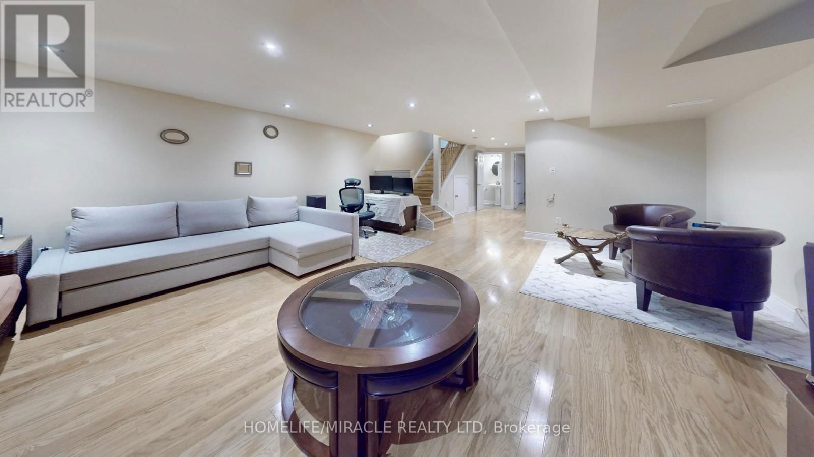 6438 HAMPDEN WOODS ROAD Image 36