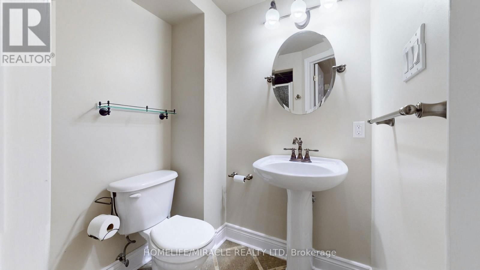 6438 HAMPDEN WOODS ROAD Image 39