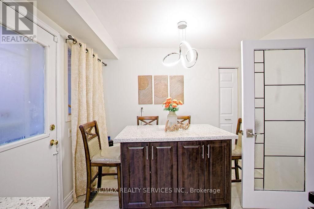 4204 PERIVALE ROAD Image 14