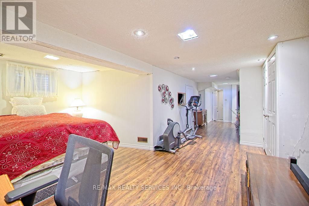 4204 PERIVALE ROAD Image 33