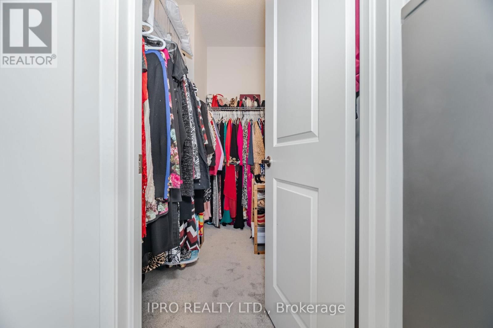 81 MUZZO DRIVE Image 24
