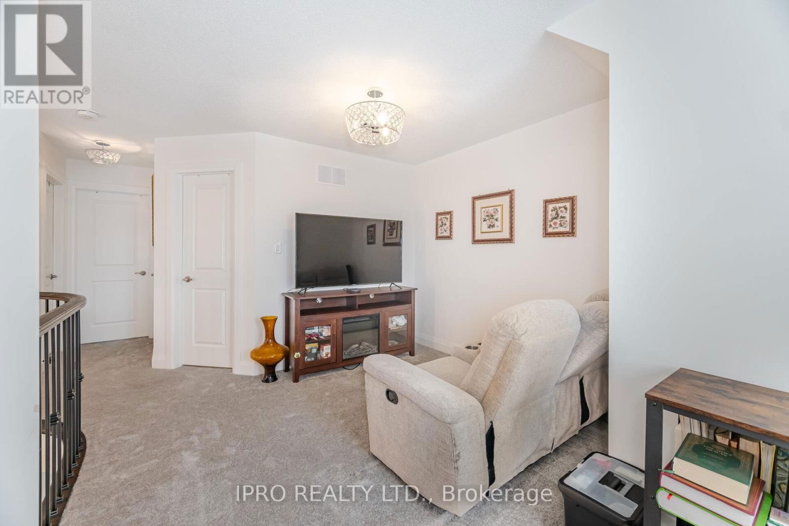 81 MUZZO DRIVE Image 29