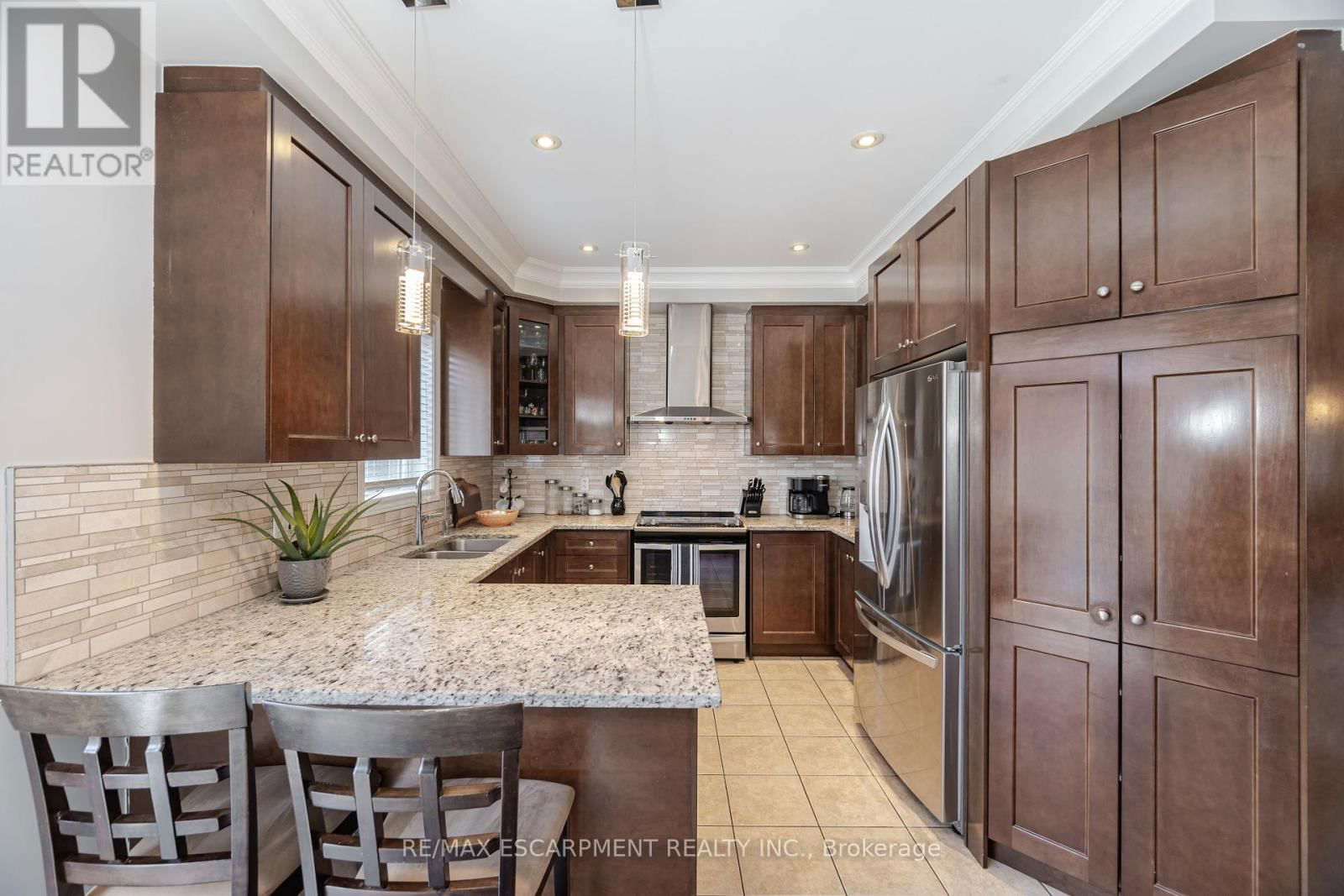 31 VANDERBRINK DRIVE Image 13