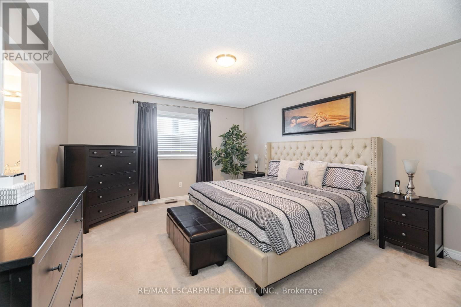 31 VANDERBRINK DRIVE Image 19