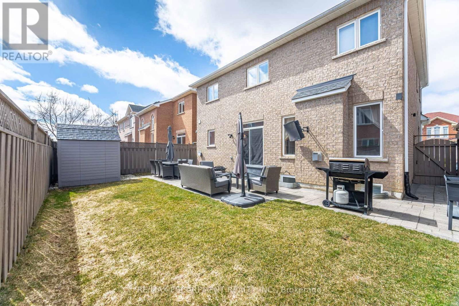 31 VANDERBRINK DRIVE Image 46