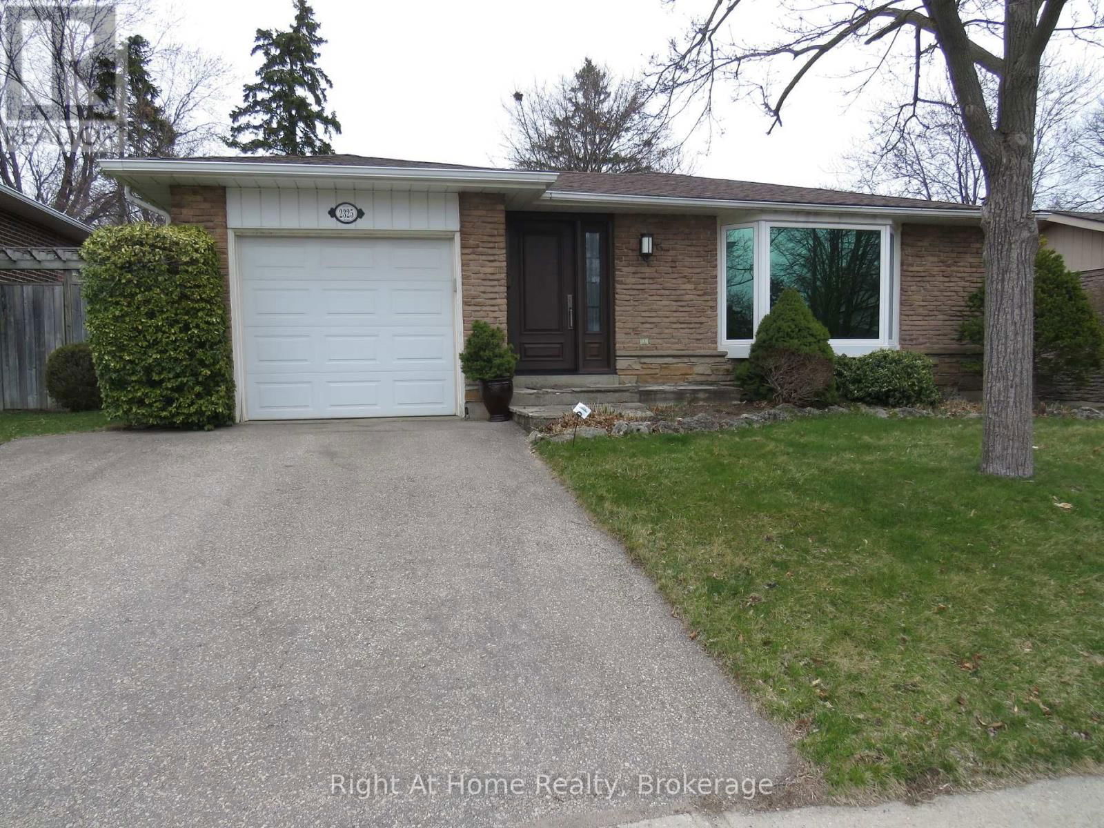 2325 DEVON ROAD Image 1