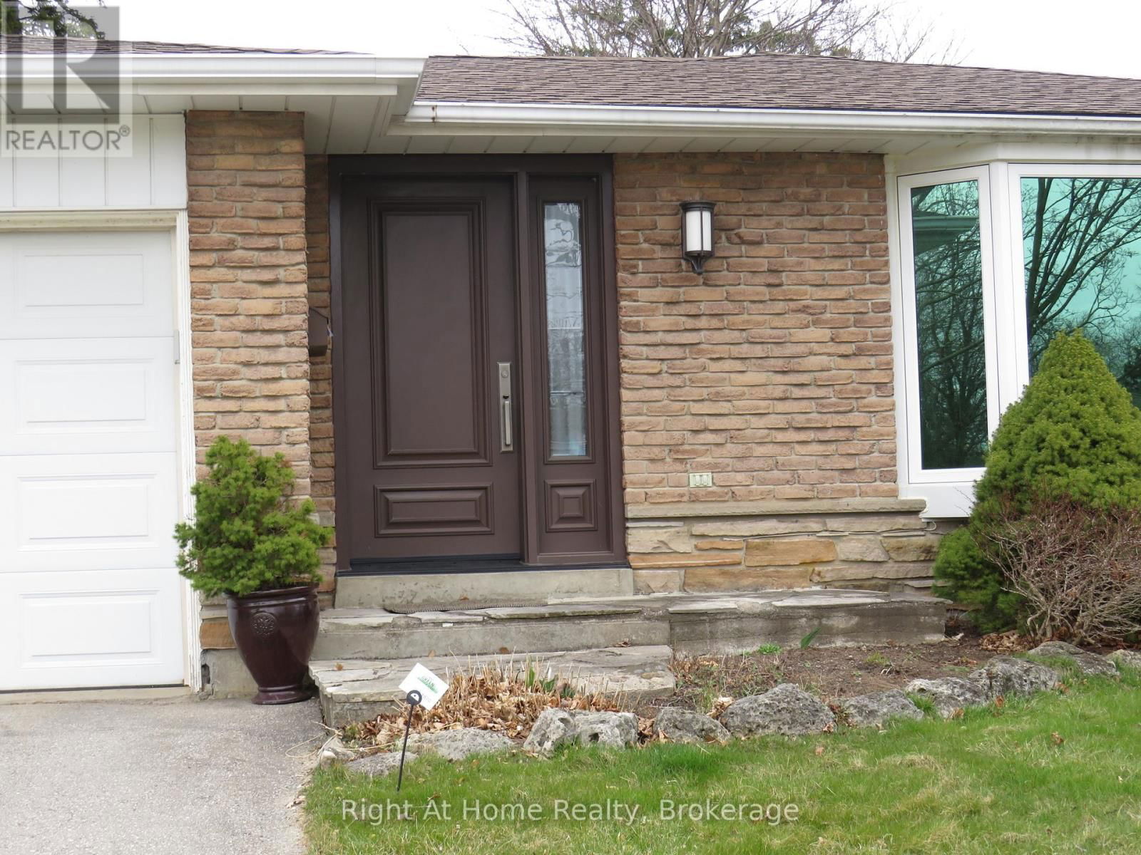 2325 DEVON ROAD Image 3