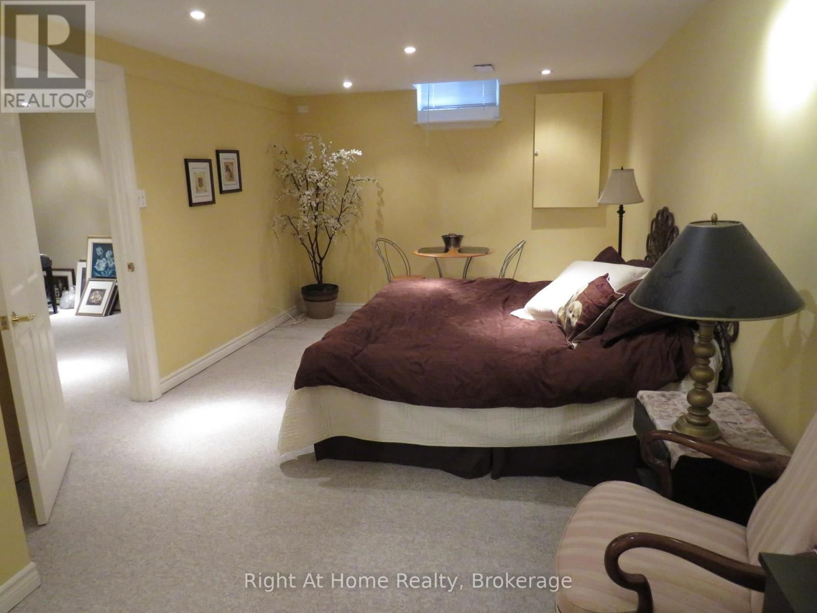 2325 DEVON ROAD Image 33