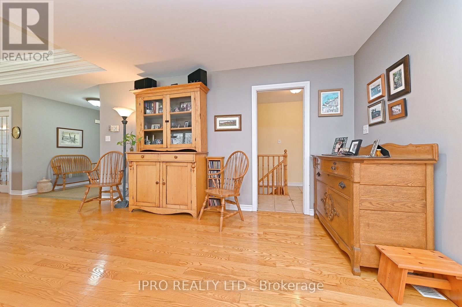 83 ONTARIO STREET Image 17