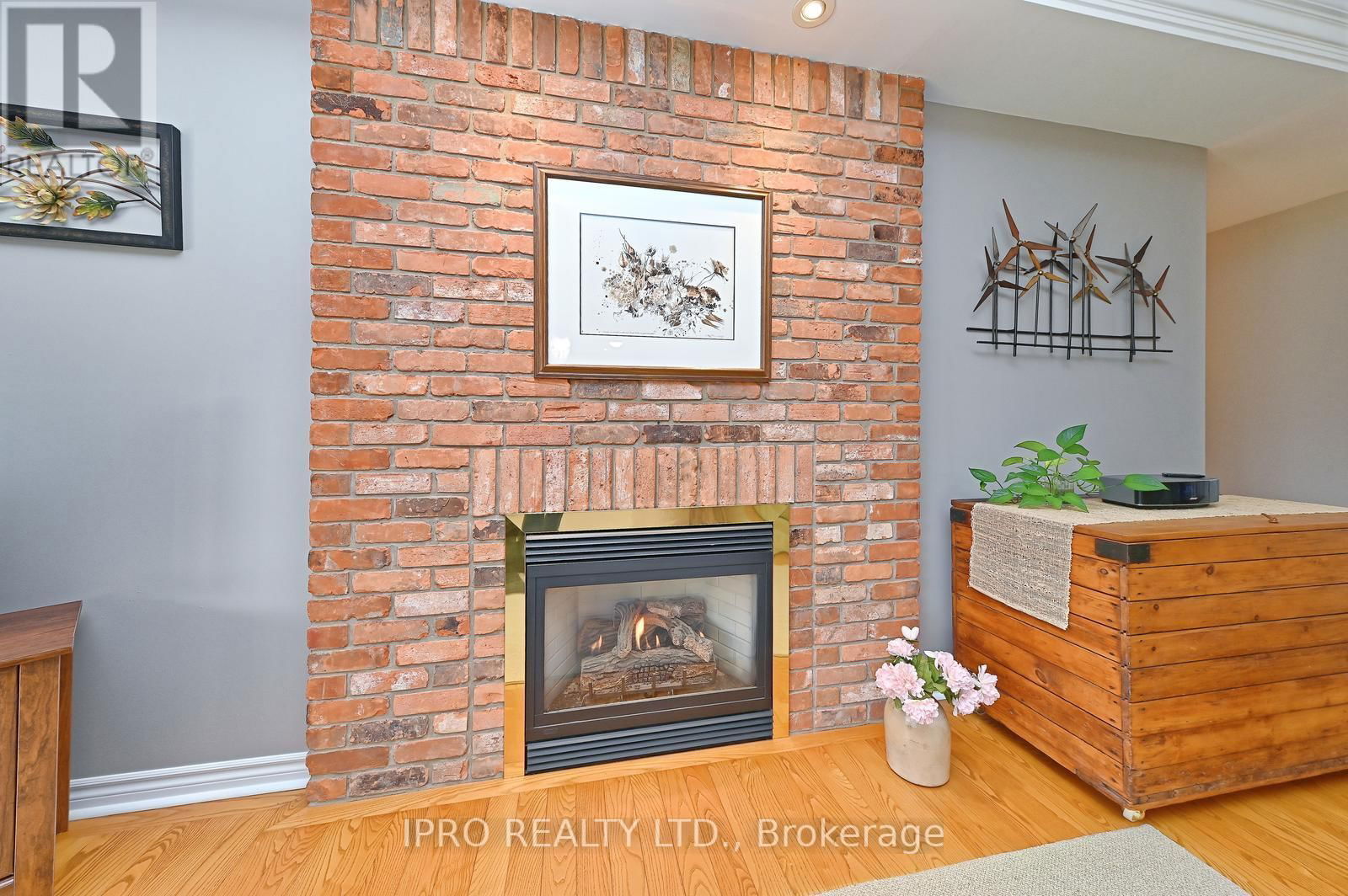 83 ONTARIO STREET Image 28