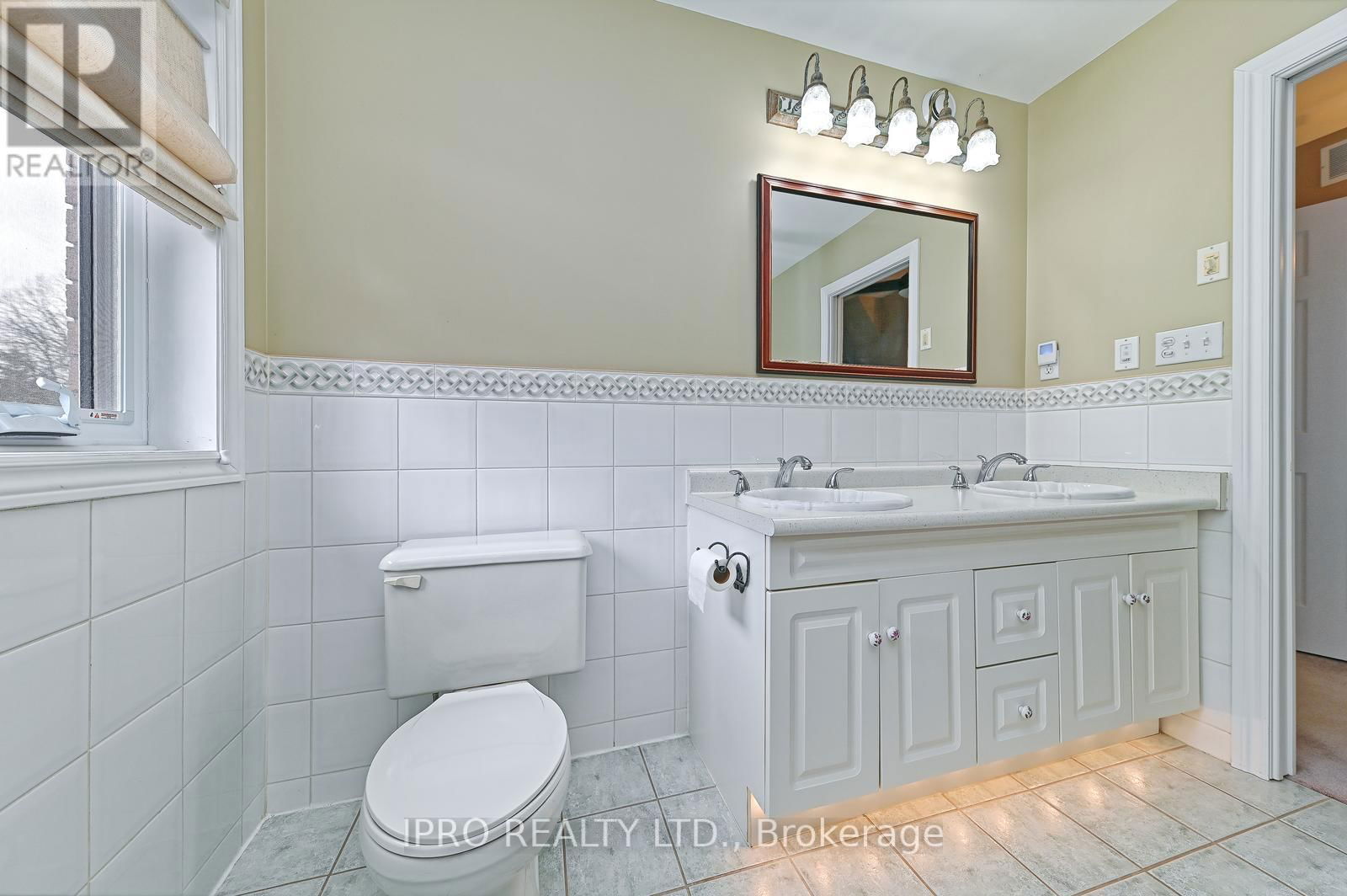 83 ONTARIO STREET Image 34