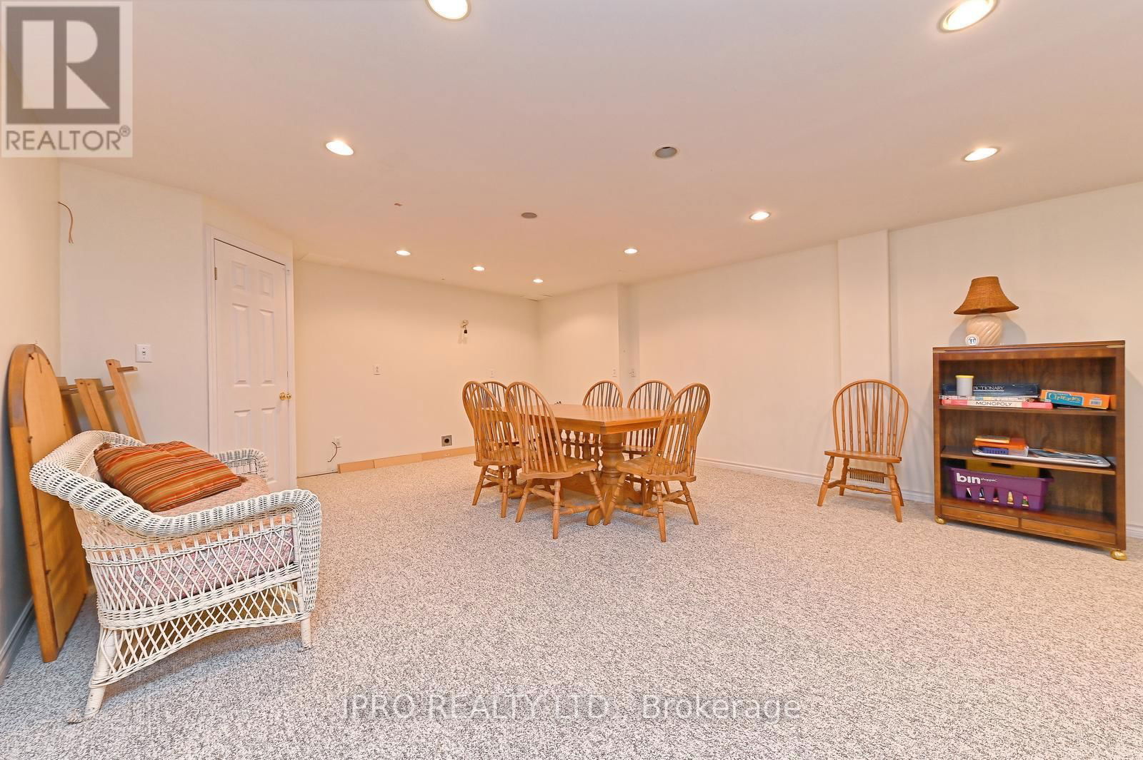 83 ONTARIO STREET Image 44