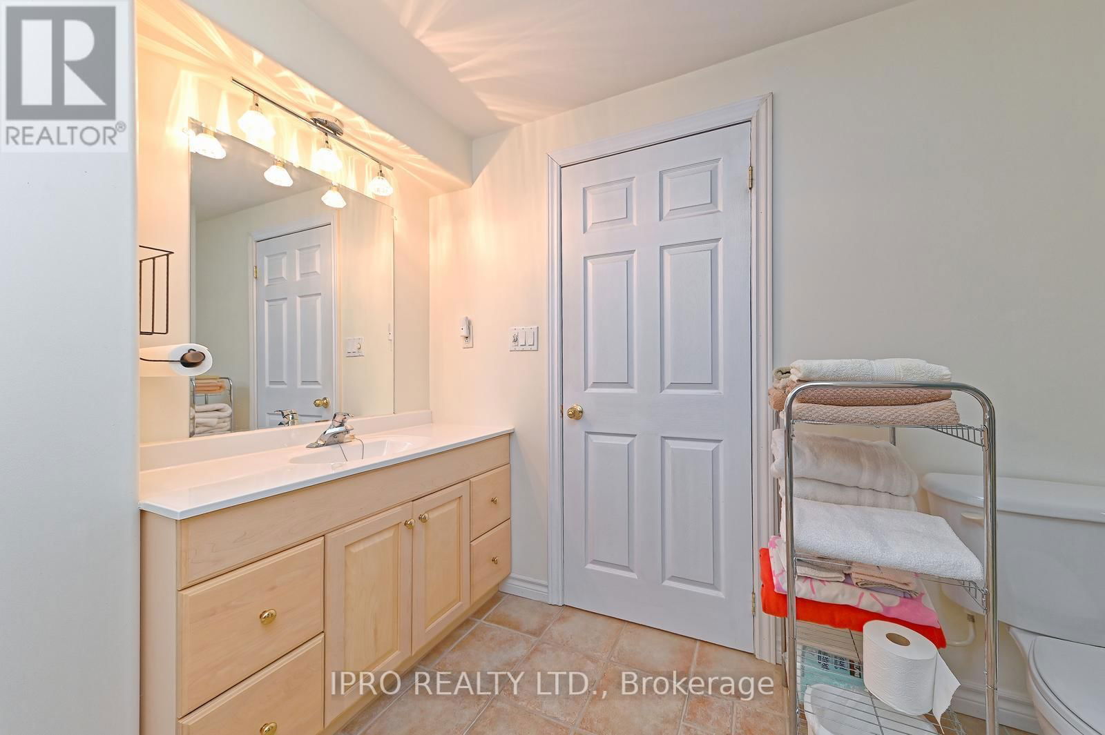83 ONTARIO STREET Image 47
