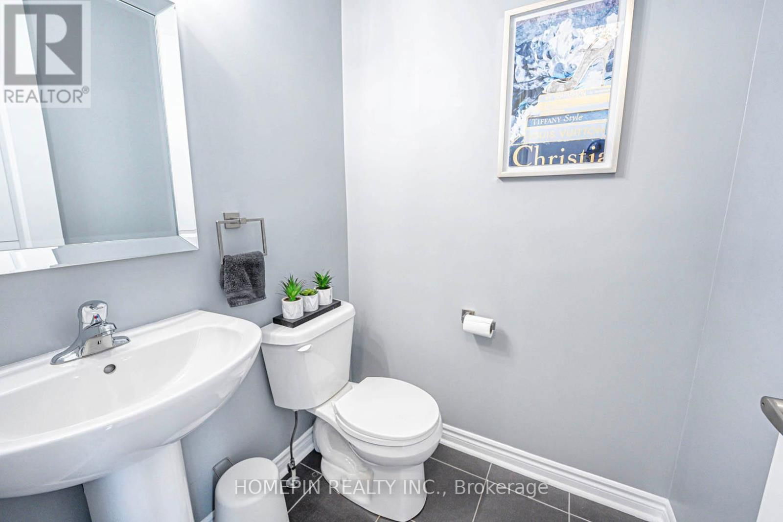 292 FASKEN COURT Image 13